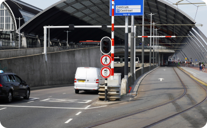 Данила,гордо відповідав їм Тугар Вовк.За мої.